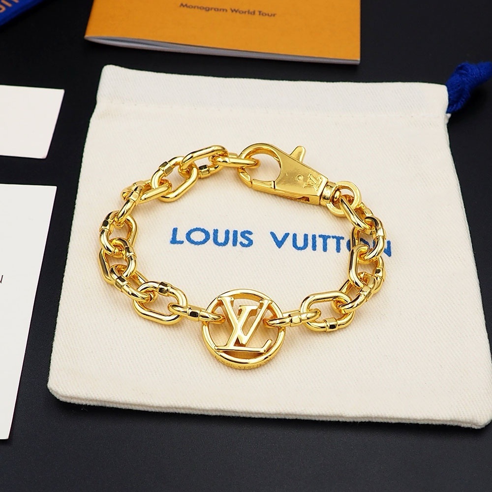 Louis Vuitton Gold Chain Bracelet - Picture 3 of 15
